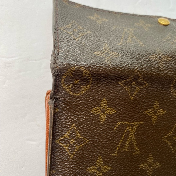 Louis Vuitton Sarah Wallet No. TH0071 - Picture 10 of 13